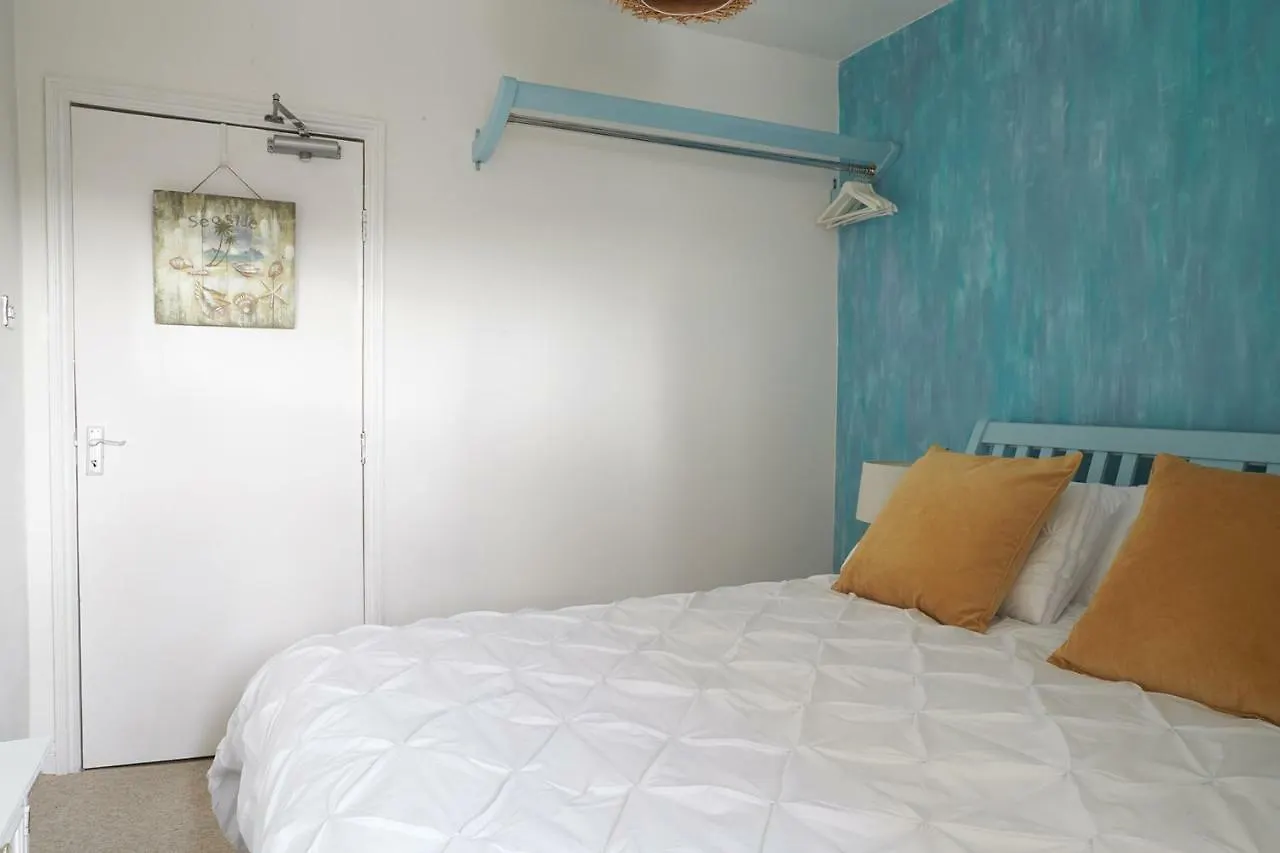 Boutique Balcony Apartment At Bodorgan Manor Bournemouth