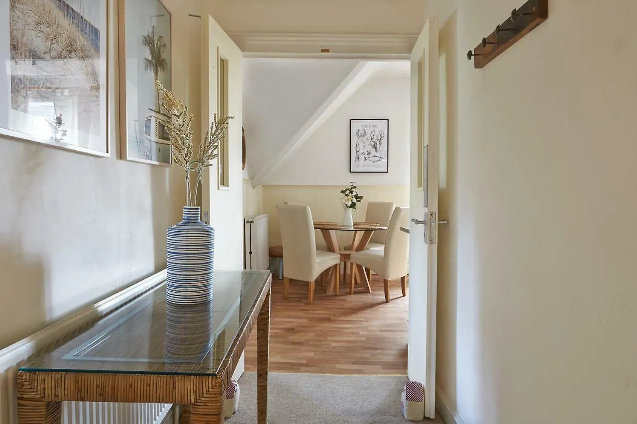 Boutique Balcony Apartment At Bodorgan Manor contacts